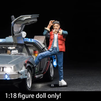 คิดตุ๊กตา 1/18 กลับไปที่อนาคตสีน้ำตาลมาร์ตี้มาร์ตี้คุณต้องสำหรับ DMC DeLorean รถรุ่นที่เกิดเหตุแสดงแบบของเล่นสำหรับคลังภาพ
