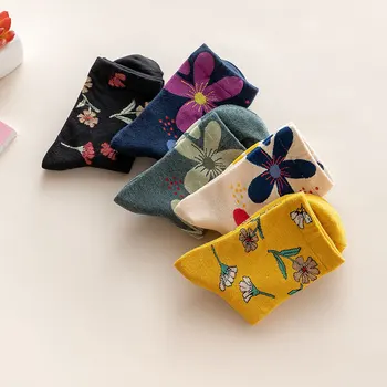 ผู้หญิงถุงเท้าของดอกไม้ชุดถุงเท้าผู้หญิง Famale น่ารักถุงเท้า Harajuku ปกติกับถุงเท้าผู้หญิงภาษาเกาหลีถนนแฟชั่น Lolita Calcetines