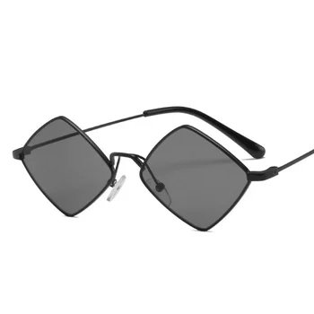 รีโทรเพชรรูปร่างแว่นตากันแดดแฟชั่นโลหะวามผิดปกติ Sunshades Eyewear ผู้ชายผู้หญิงที่มีสีสรรของเลนส์อาทิตย์ Spectacles Unisex
